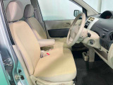 【フロントシート】運転席は必ず使用する部分ですので、座り心地が重要です★ぜひ一度ご体感下さい★