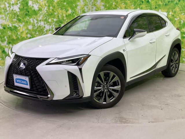 UX 200 Fスポーツ 