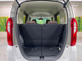 普段のお買い物や通勤、送迎等に十分な荷室スペースを確保しております。セカンドシートを倒すと、大きな荷物の積載も可能です♪