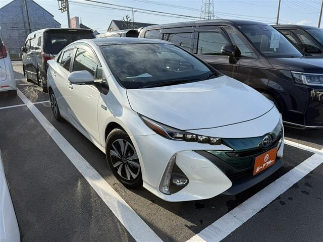 プリウスPHV 1.8 S ナビパッケージ ソーラー充電システム