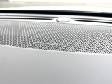 【harman kardon】ハーマンカードンのHi-Fiスペシャリストと共に、モデル別に開発・設計された専用チューニングが臨場感溢れる音響空間を実現しています。