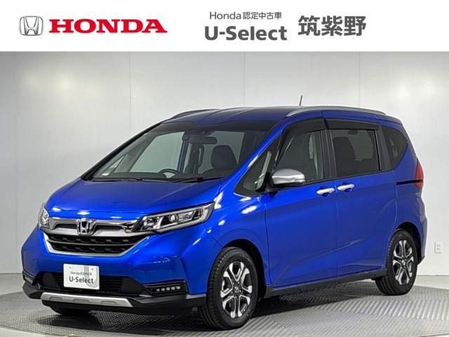 フリード 1.5 ハイブリッド クロスター 