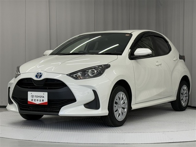 ヤリス1.5 ハイブリッド G E-Four 4WD