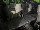 3列目シートはもちろん状態良好☆大人でもゆったりと座って頂けますので、大人数でのお出かけもラクラクです♪ご家族で、気の知れた仲間で、ドライブに行くのが楽しみですね♪