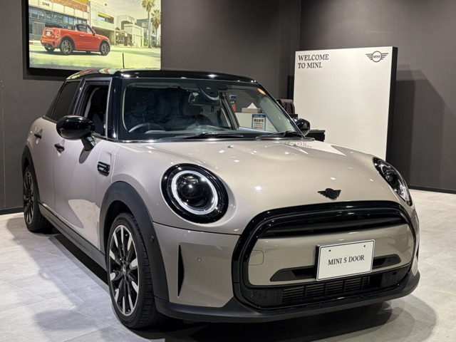 ミニ クーパー D カムデン エディション DCT 