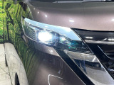 【LEDヘッドライト】悪天候や夜間走行時も良好な視界を確保し安心して運転できる高輝度LEDヘッドライトを装備!点灯速度が早く、消費電力も抑えられています。