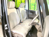 運転席シート廻りは使用感も少なく、良好な状態となっています。丁寧に使われていたことがよくわかりますね。