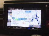 アップルカープレイ対応ギャザズナビ搭載です。知らない道も安心ですね!