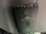 【ETC】高速道路の料金所をストレスなく通過!話題のスポットやサービスエリアに多い「スマートIC」利用時は必須のアイテムです。当店でセットアップを実施、ご納車当日からすぐにご利用いただけます!