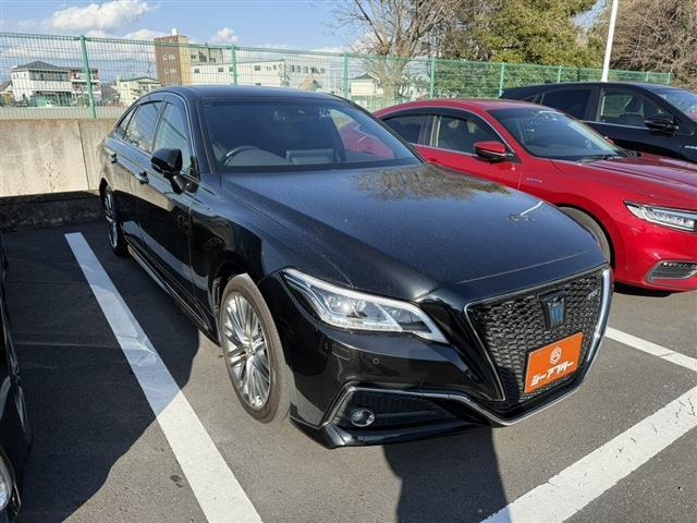 クラウン ハイブリッド 2.5 RS 禁煙車 三眼LEDヘッドライト