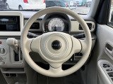 ステアリングも使用感が少なく、きれいな状態となっております♪