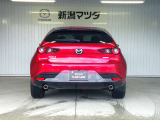 車両本体価格に点検整備費用が含まれています。当社基準および保安基準に合わせ、要交換、修理と判断された部品は当社負担にて整備させていただきます。追加整備費用はかかりませんのでご安心ください。