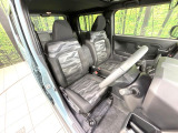 運転席シート廻りは使用感も少なく、良好な状態となっています。丁寧に使われていたことがよくわかりますね。