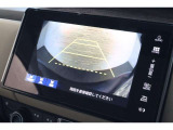 バックカメラが装備されており、後方の安全確認はもちろんのこと狭い場所での駐車や雨の日・夜間など視界の悪いコンディションでのストレスの軽減にもなります!