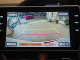 バックガイドモニターで、後方を確認しながら安心して駐車することができます。運転初心者も熟練者も必須の機能ですよ!