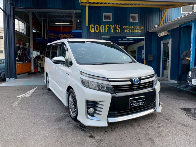 ヴォクシー 1.8 ハイブリッド ZS 