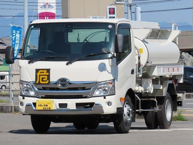 デュトロ タンクローリー車