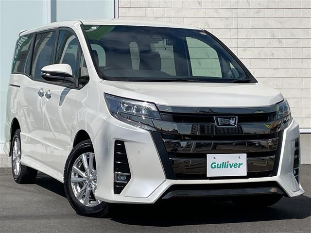 ノア 2.0 Si W×B II 4WD 修復歴無し