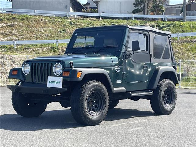 ラングラースポーツ 4WD5MT本革シート