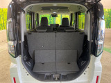 普段のお買い物や通勤、送迎等に十分な荷室スペースを確保しております。セカンドシートを倒すと、大きな荷物の積載も可能です♪