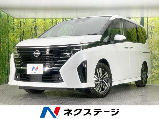 セレナ 1.4 e-POWER ハイウェイスターV 