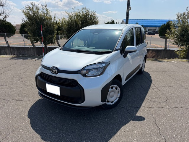 シエンタハイブリッド 1.5 G E-Four 4WD