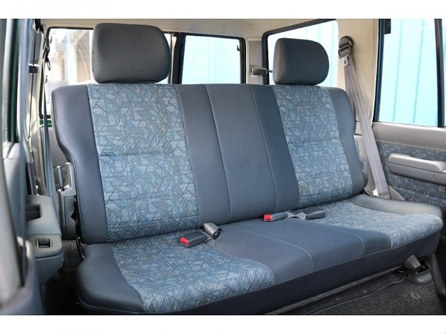 トヨタ ランドクルーザー70 4.2 ZX ディーゼル 4WD の中古車詳細