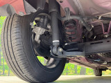 お車を安心してお乗りいただく為には、足回りの定期点検が欠かせません。サービスサポート(有償保証)では無料点検もご提供しており、安心のカーライフをお過ごしいただけるサポート体制が整っています。