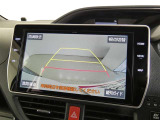 バックガイドモニターで、後方を確認しながら安心して駐車することができます。運転初心者も熟練者も必須の機能ですよ!