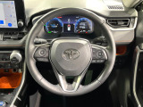 【ステアリングスイッチ】運転中、前方から目線をそらすことなく、オーディオ等の操作が可能な便利機能!安心&快適なドライブを演出してくれます♪