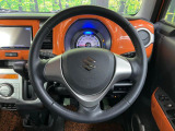 【純正革巻きステアリング】上質な革を使用することで、手にしっかり馴染みとても運転しやすいハンドルです♪