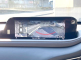 【360&deg;ビューモニター】専用のカメラにより、上から見下ろしたような視点で360度クルマの周囲を確認することができます☆死角部分も確認しやすく、狭い場所での切り返しや駐車もスムーズに行えます。
