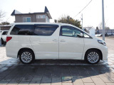 【良質かつ格安のお車をご提供する】が当店の最大のモットー。人と人との出会いを大切に致します。■クローバーカーズ TEL:0078-6002-236942■