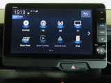ホンダ純正ギャザズ8インチナビVXM-242NBiを装備。AppleCarPlay/AndroidAuto/AM/FM/CD・DVD再生/BTA/フルセグTV/録音再生機能がご利用いただけます