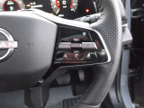 プロパイロットは、運転者が設定した車速を上限に先行車と車速に応じた車間距離を保ちながら、車線中央付近を走行するための運転操作を支援します。