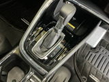 発進時から滑らかに加速する無段階変速のCVTはストップ&ゴーの多い街の中も快適です