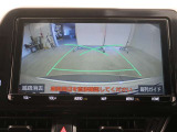 バックカメラが付いているので後方確認が非常にしやすいです。今や運転初心者も熟練者も必須装備!ついていて損はないですね♪