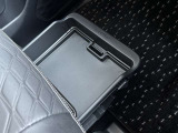 助手席シートアンダーボックス☆MAX2kgまで載せれます☆前からも後ろからも引き出し可能です★