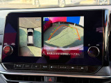 駐停車には便利なアラウンドビューモニター搭載。サイドモニターの切り替えも可能です。