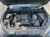 エンジンルームの画像です。店舗にて現車の確認もいただけますので、お電話で在庫のご確認の上是非ご来店くださいませ!!!ワクワクするクルマ選びをご提案します!