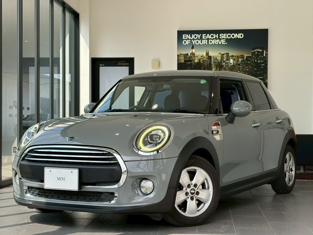 ミニ  ヴィクトリア 5ドア DCT