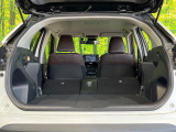 普段のお買い物や通勤、送迎等に十分な荷室スペースを確保しております。セカンドシートを倒すと、大きな荷物の積載も可能です♪