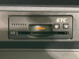 【ETC】高速道路の料金所をストレスなく通過!話題のスポットやサービスエリアに多い「スマートIC」利用時は必須のアイテムです。当店でセットアップを実施、ご納車当日からすぐにご利用いただけます!