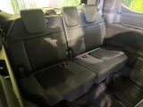 3列目シートはもちろん状態良好☆大人でもゆったりと座って頂けますので、大人数でのお出かけもラクラクです♪ご家族で、気の知れた仲間で、ドライブに行くのが楽しみですね♪