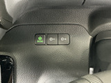 【eコンスイッチ】低燃費運転をサポートするECONモード。スイッチをONすると、エンジンやトランスミッション、A/Cなどを協調制御し、燃費の向上に貢献。エコドライブの効果を高めます。