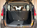 ラゲッジルームも十分あります♪日常の荷物なら楽に積み込めます☆