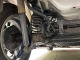 お車を安心してお乗りいただく為には、足回りの定期点検が欠かせません。サービスサポート(有償保証)では無料点検もご提供しており、安心のカーライフをお過ごしいただけるサポート体制が整っています。