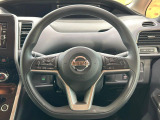 【ステアリングスイッチ】運転中、前方から目線をそらすことなく、オーディオ等の操作が可能な便利機能!安心&快適なドライブを演出してくれます♪