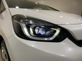 LEDヘッドライトで夜道も安心!
