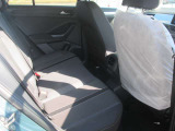 広々後部座席